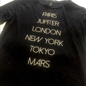 Long black kinda dress Tshirt